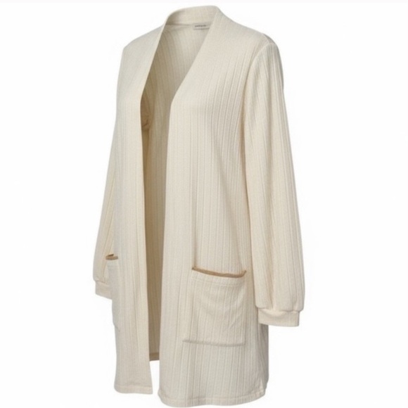 NWT Blu Pepper Two-Piece Cardigan and Jogger Lounge Set Cream — Size Medium - Picture 5 of 13